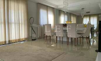 Imagem 4: Apartamento reformado, 330m² útil, UM por andar, São Carlos - SP!