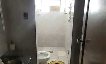 Imagem 6: Vende -se uma excelente casa, de 450.000 por 370.000, não percam essa grande oportunidade