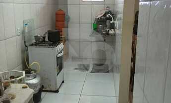 Imagem 3: Casa Ampla com Quintal e Varanda no Residencial Flores do Campo II