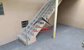 Imagem 3: Apartamentos 2º andar para Locação - 2 a 3 Quartos, 1 a 2 Banheiros, Garagem - Bairro Sant