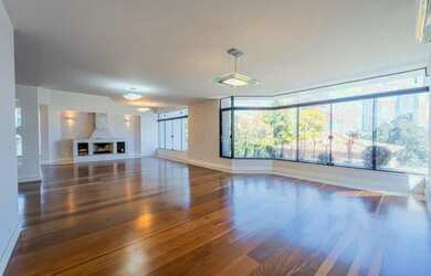 Imagem 13: Casa no condomínio Alphaville Residencial 3 para venda e locação com 4 quartos, sendo 4 su