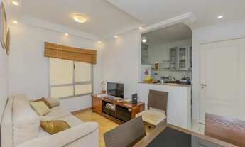 Imagem 3: Apartamento para venda em Aclimação com 2 quartos, sendo 1 suíte , 45m²