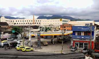 Imagem 2: Benfica Galpão / depósito com 5 vagas na garagem