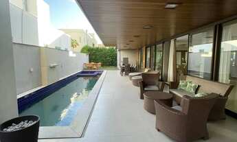 Imagem 3: Casa de condomínio para venda com 500 metros quadrados com 5 quartos