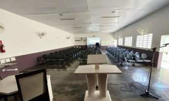 Imagem 3: Sala Comercial para Venda em Uberlândia, Jardim das Palmeiras, 1 dormitório, 2 banheiros