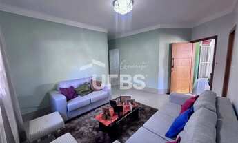 Imagem: Casa Exclusiva de 4 Quartos no Jardim Ana