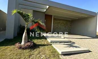 Imagem: Casa de condomínio em Avenida Comendador