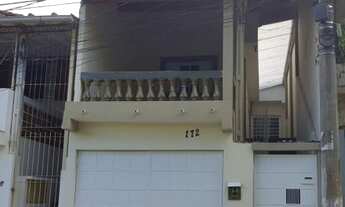 Imagem 2: JACAREí - Casa Padrão - Parque Santo Antônio