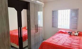 Imagem 3: Sobrado para venda com 250 metros quadrados com 4 quartos