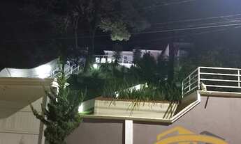 Imagem 2: Sobrado em condomínio fechado, Santana de Parnaíba, 4 dorm., quintal com piscina e 4 vagas