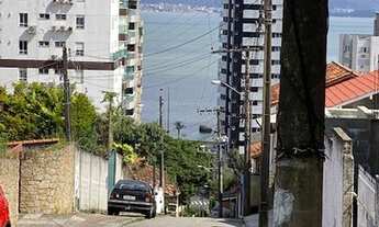 Imagem 5: Casa financiável, legalizada com 2 pavimentos, desocupada na parte de cima com vista para