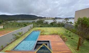 Imagem: Linda casa de 405 m² com vista para lagoa