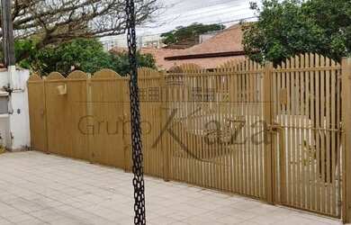 Imagem 2: Sobrado para venda com 412 metros quadrados com 7 quartos