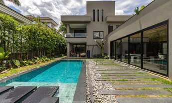 Imagem 3: Belíssima casa de alto padrão em Alphaville