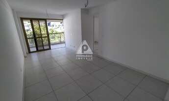 Imagem 2: Rua Pinheiro Guimarães, 4 quartos, 3 suítes, 2 vagas, vista cristo