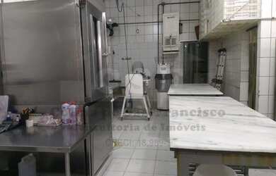 Imagem 6: CASA COMERCIAL PARA LOCAÇÃO, COM 483m²