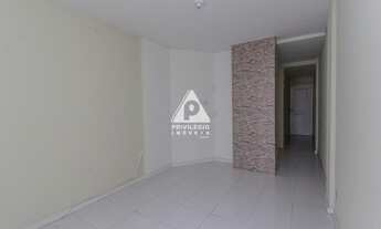 Imagem 2: Privilégio imóveis Vende: Excelente apartamento original 2 quartos em Botafogo