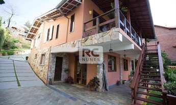 Imagem: Casa à venda, 4 quartos, 1 suíte, 8 vagas