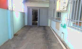 Imagem 6: Casa para venda possui 300 metros quadrados com 4 quartos em Glória - Porto Alegre - RS