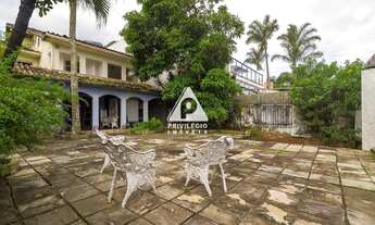 Imagem: Casa à venda, 4 quartos, 2 suítes, 2 vagas