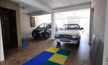 Imagem 3: Sobrado com 3 dormitórios à venda, 330 m² por R$ 790.000,00 - Fazendinha - Curitiba/PR