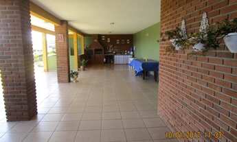 Imagem 6: Casa com 442m2 a/c, 1.000m2 de terreno, 4 dorms., dentro de condominio fechado em Extrema