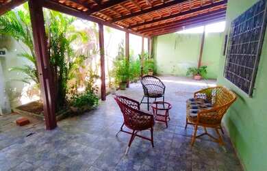 Imagem 6: Casa para venda tem 270 metros quadrados com 3 quartos em Lagoa Redonda - Fortaleza - CE