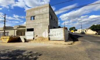 Imagem 3: Casa com 2 dormitórios para alugar, 53 m² por R$ 1.450,00/mês - Santa Rosa - Uberlândia/MG