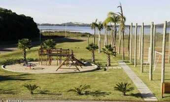 Imagem: Terreno em condomínio de alto padrão à