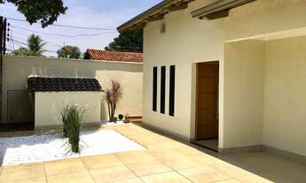 Imagem 2: Casa c3 Quartos, Closet, Banheira Hidromassagem, Área Churrasco e Dependência de Empregada