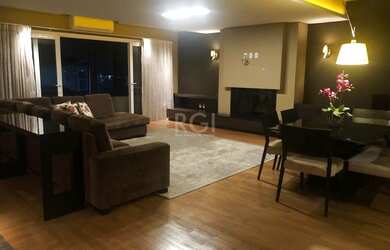 Imagem 3: Porto Alegre - Casa Padrão - Agronomia