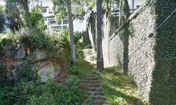 Imagem: Porto Alegre - Terreno Padrão - Teresópolis