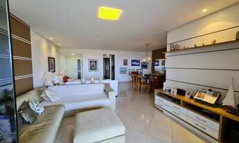 Imagem 7: Apartamento para venda possui 194 metros quadrados com 4 quartos em Candeal - Salvador - B