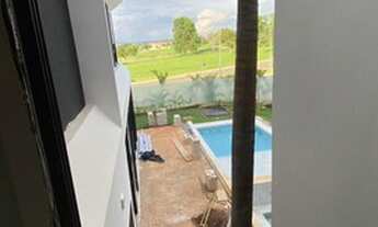 Imagem 6: Casa de condomínio para venda tem 410 metros quadrados com 4 quartos