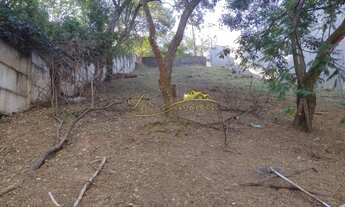 Imagem 2: Terreno em aclive em ótima localização!