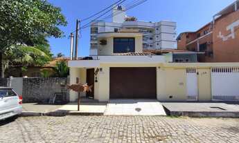 Imagem: Excelente Casa Duplex à Venda, No Bairro