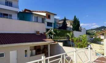 Imagem 5: Bela casa com 3 suítes, piscina e churrasqueira- Residencial 11 Alphaville