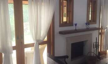 Imagem 6: Casa de condomínio para venda possui 2000 metros quadrados com 5 quartos