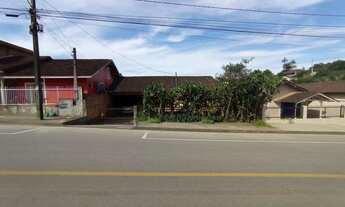 Imagem 2: Casa a Venda com 3 Dormitórios em Joinville SC