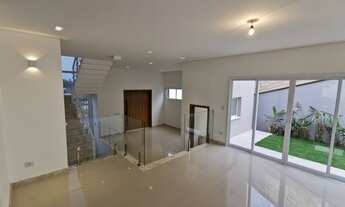 Imagem 4: Casa de condomínio para venda tem 450 metros quadrados com 3 quartos