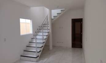 Imagem 6: Casa Sobrado Nova, três quartos, sendo uma suíte, três banheiros e três garagem