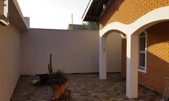 Imagem 2: Casa para Locação em Limeira, Jardim Nova Europa, 3 dormitórios, 1 suíte, 2 banheiros, 3 v