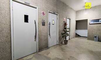 Imagem 2: Apartamento com 2 dormitórios à venda, 63 m² por R$ 220.000,00 - Centro - Juiz de Fora/MG