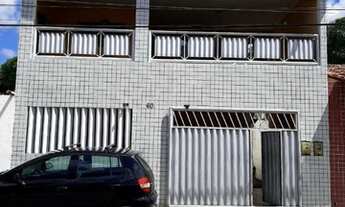 Imagem: Casa no Centro com 3 quartos e garagem para