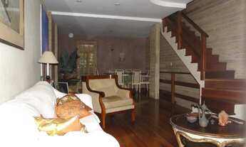 Imagem 5: Casa de condomínio para venda possui 220 metros quadrados com 3 quartos