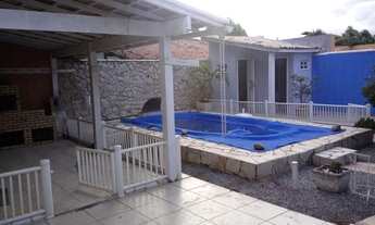 Imagem 4: Casa linear e independente em terreno único com 2 quartos com piscina