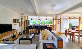 Imagem 2: Casa em condomínio com 4 quartos e 2 vagas para venda