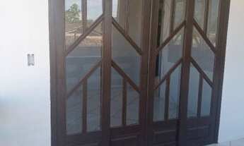 Imagem: Vendo sobrado no morro do meio fiz kitinete