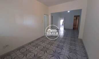 Imagem 4: Daher Vende: Casa c/Terraço e Garagem 2 Quartos, 218 m², próximo à Via Principal, em Quint