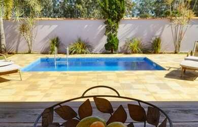 Imagem 6: Casa com 150m² dentro do Condomínio Santa Barbara Resort Residence com 2 suítes e piscina